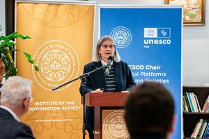 251126 - A hibrid munka-8